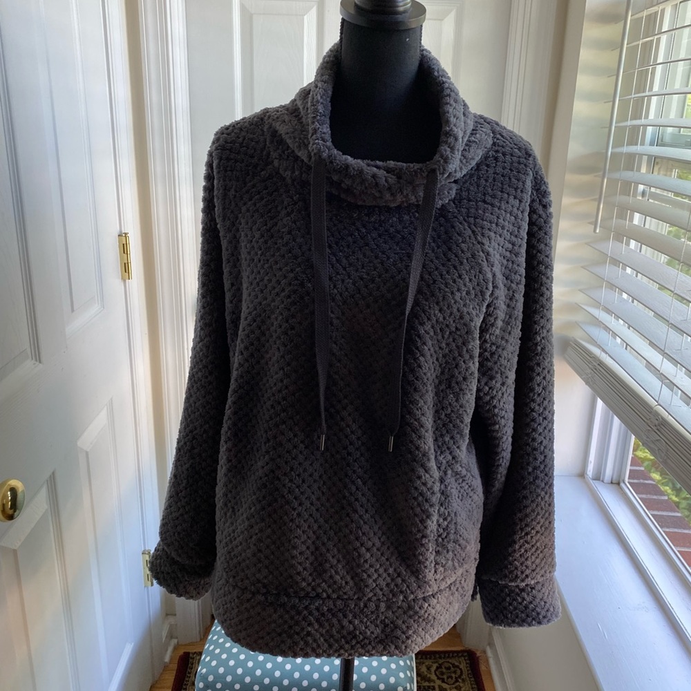 Fleece pullover